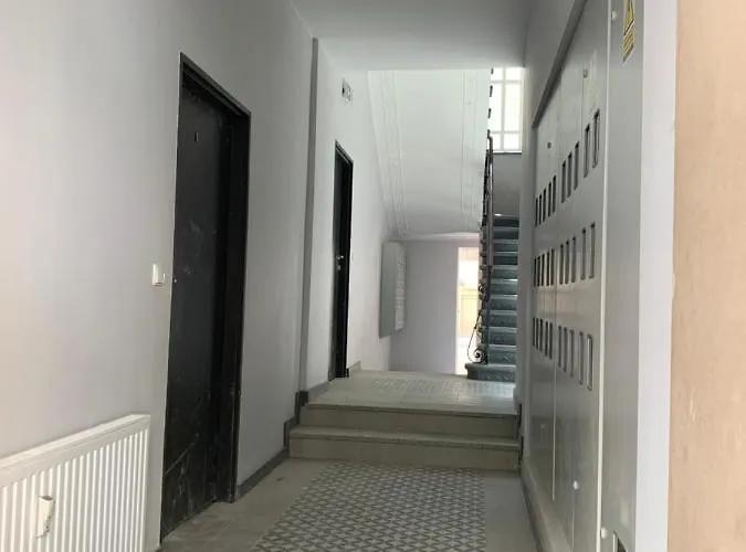 Nowoczesny Apartament: Targi Mtp I Pkp דירה