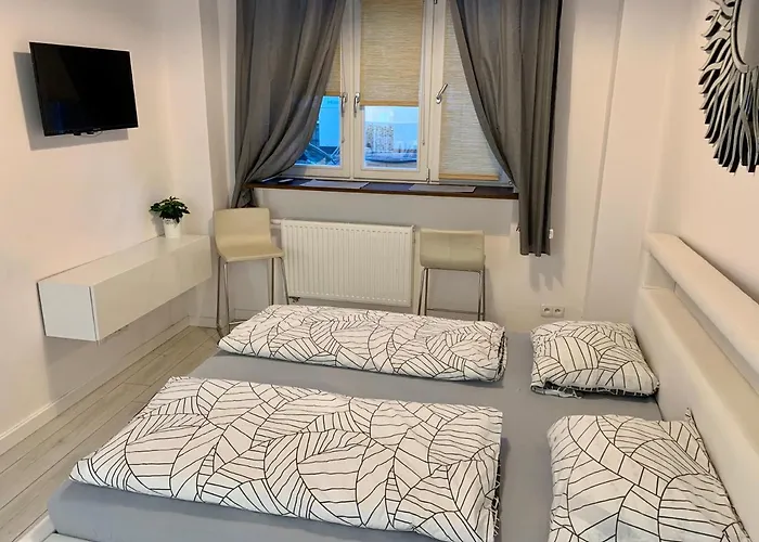 Nowoczesny Apartament: Targi Mtp I Pkp Apartamento